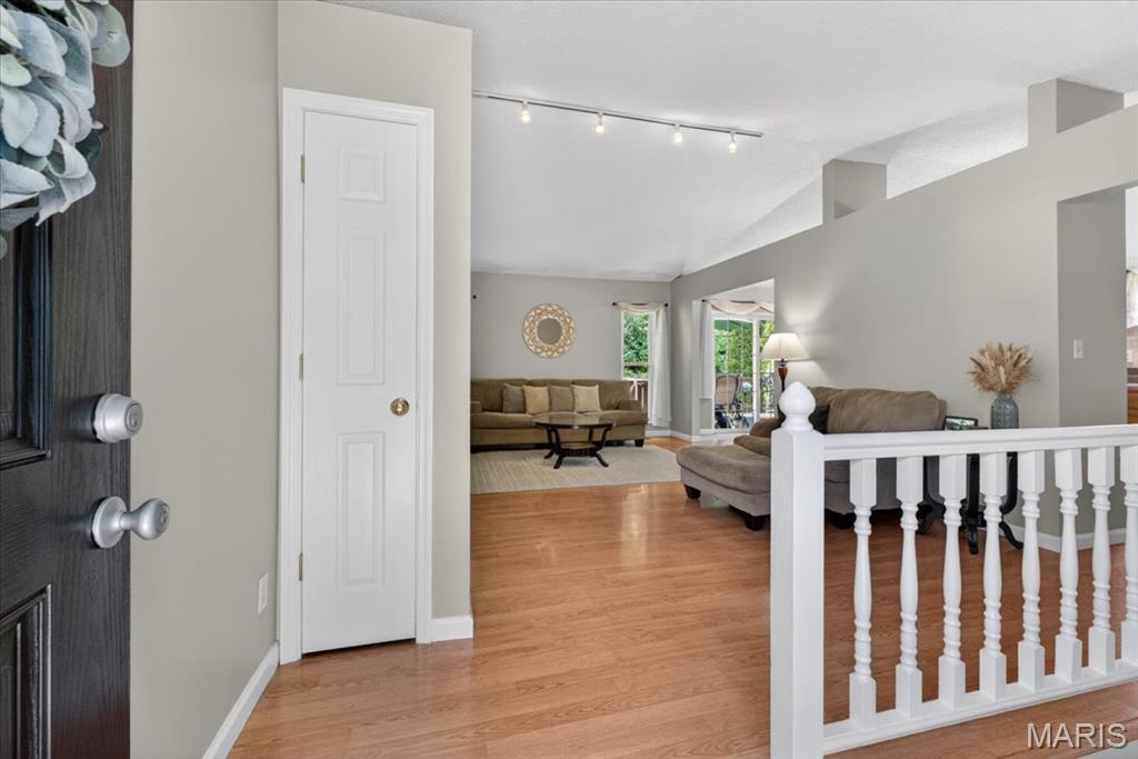 4265 Lorien Trail