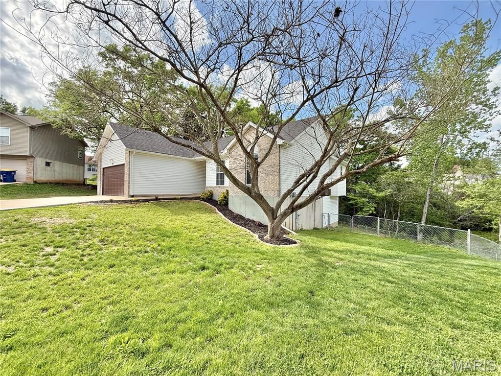 Photo of 1401 Moose Pass, Festus, MO 63028 (MLS # 26025817)