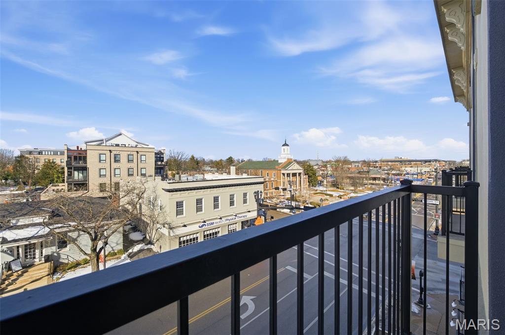 Loft Condo At Station Plaza The - Residential Lease