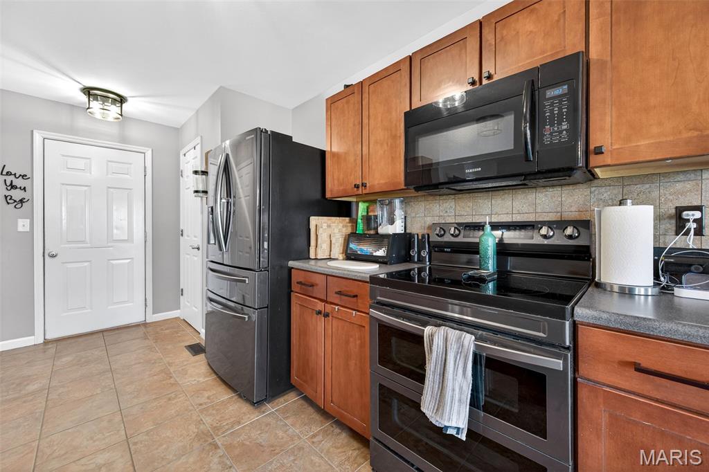 Countryshire #4 - Residential