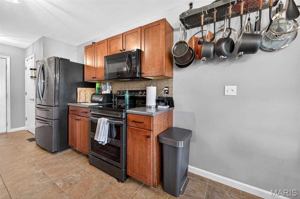 Countryshire #4 - Residential