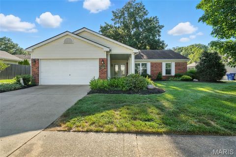 Photo of 1152 Hollyberry Drive, Ballwin, MO 63021 (MLS # 25059014)