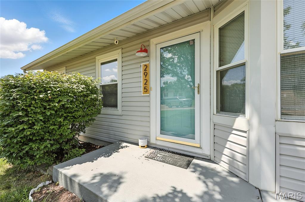 2925 Mahogany Lane