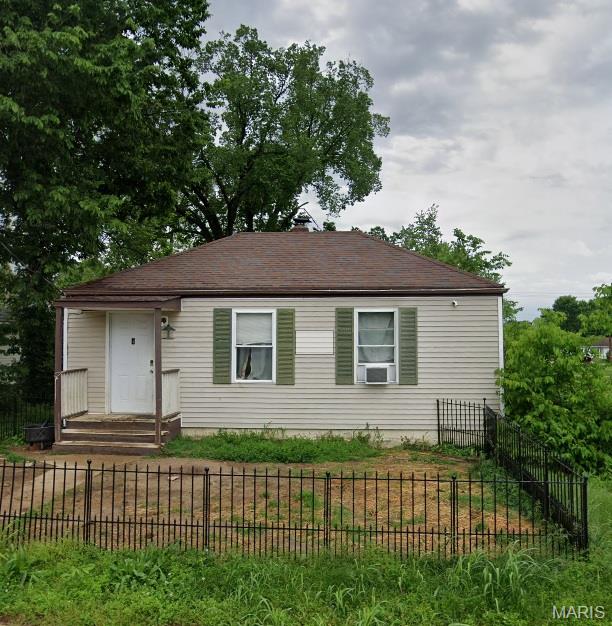 Union, Missouri 63084, United States, 2 Bedrooms Bedrooms, ,1 BathroomBathrooms,Residential,Pending,180911