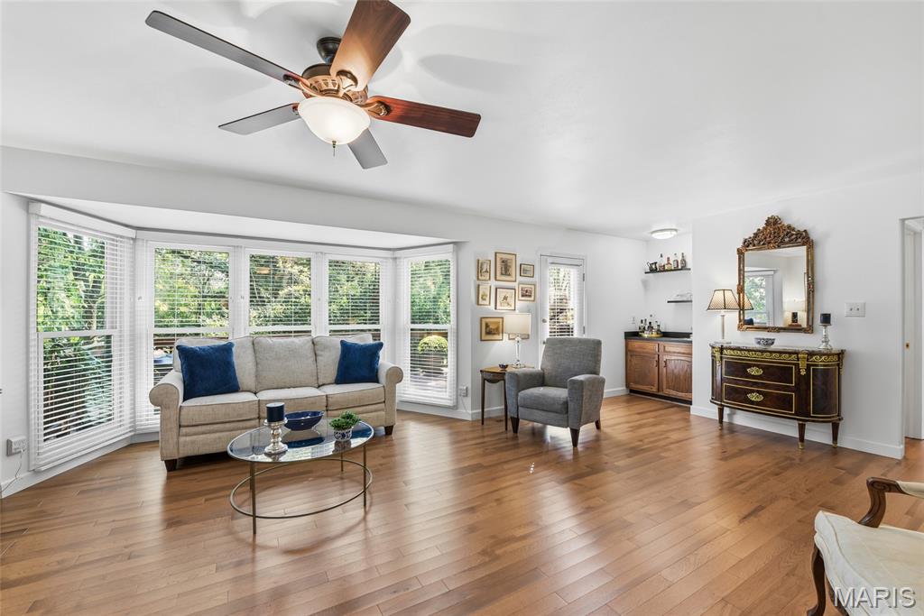 2702 Hillcroft Drive