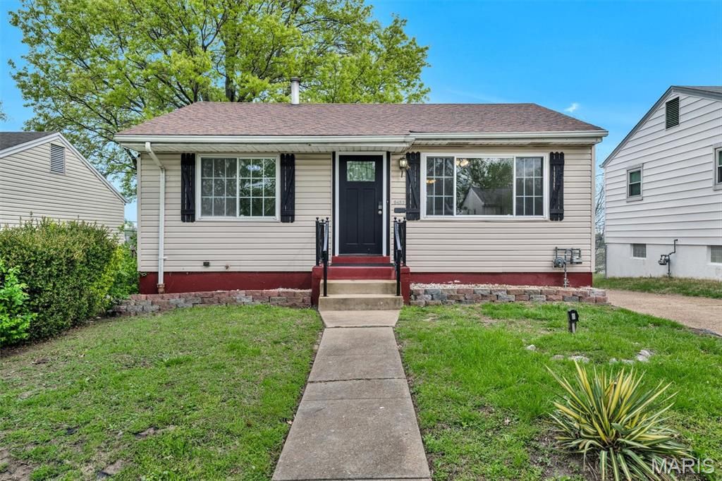 Photo of 6453 Colletta Drive, St Louis, MO 63139 (MLS # 26019309)