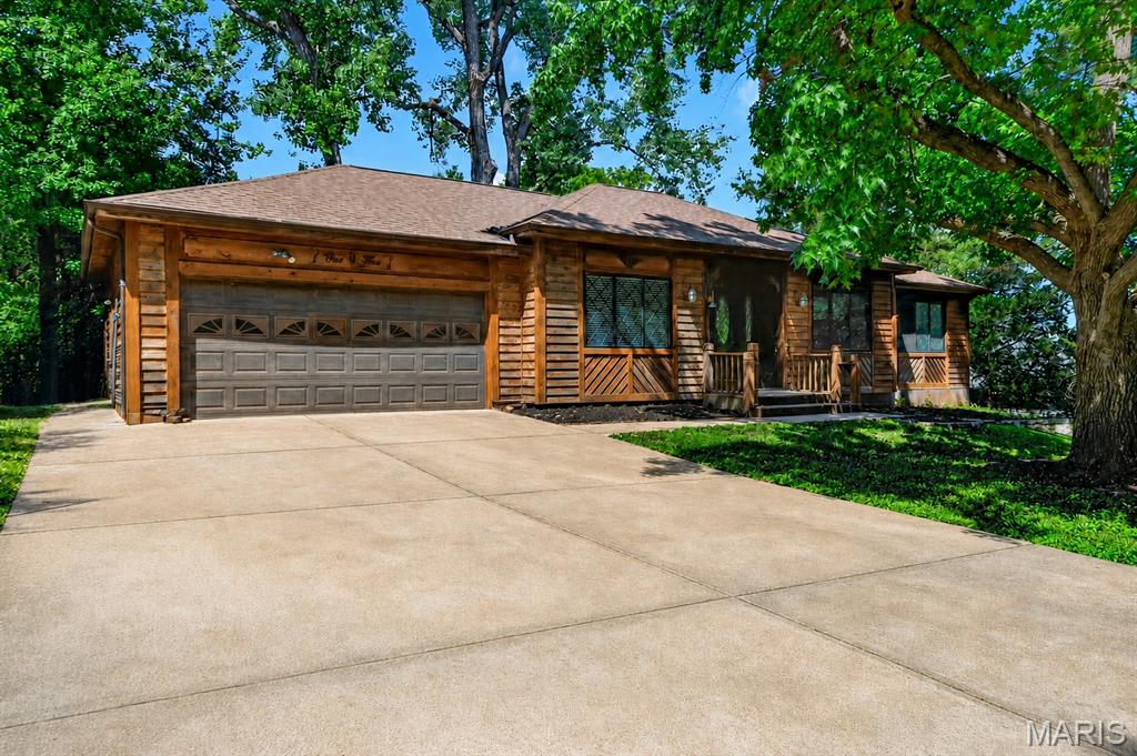 105 Willow Drive