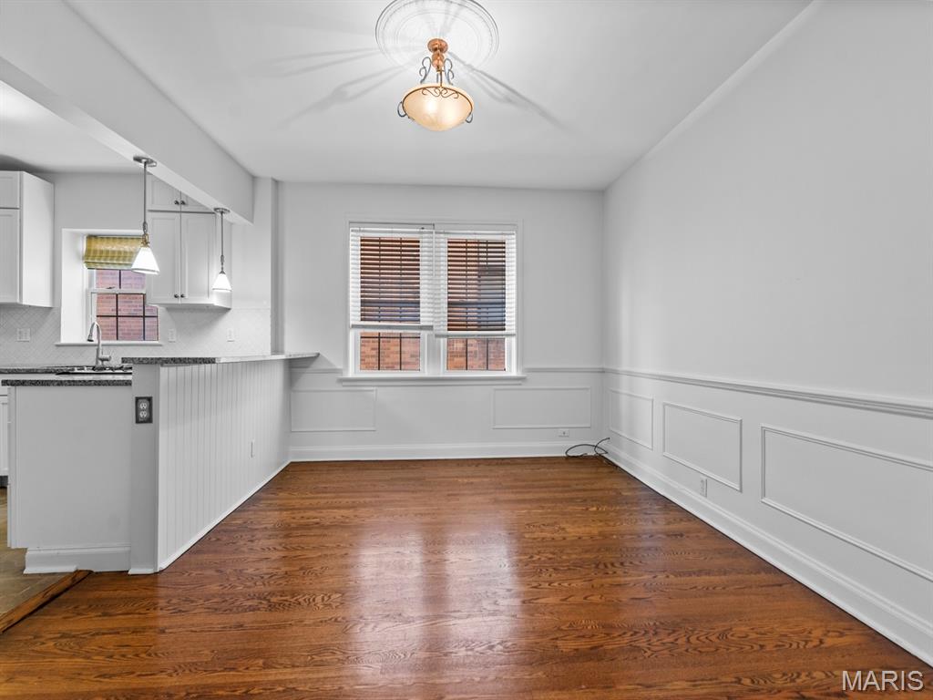 Cromwell Condo - Residential