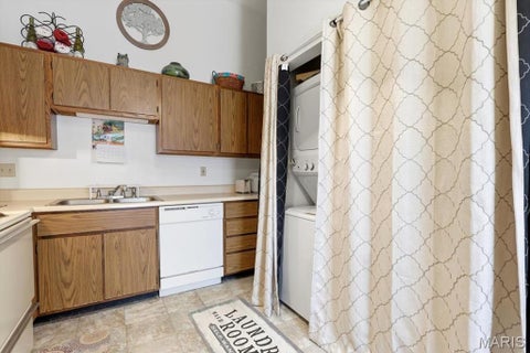 Tiny photo for 60 Sugar Ridge Court #6, St Peters, MO 63376 (MLS # 26058981)