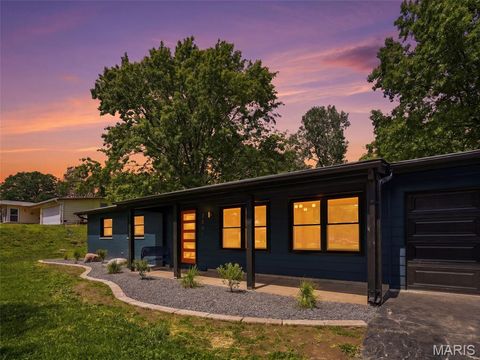 Tiny photo for 2501 Trossock Lane, Unincorporated, MO 63122 (MLS # 26026714)
