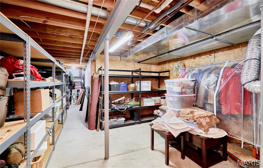 O'Fallon, Missouri 63366, United States, 4 Bedrooms Bedrooms, ,3 BathroomsBathrooms,Residential,Pending,152908