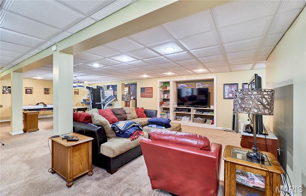 O'Fallon, Missouri 63366, United States, 4 Bedrooms Bedrooms, ,3 BathroomsBathrooms,Residential,Pending,152908