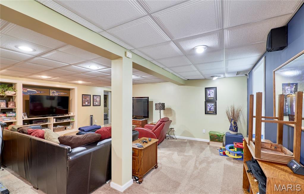 O'Fallon, Missouri 63366, United States, 4 Bedrooms Bedrooms, ,3 BathroomsBathrooms,Residential,Pending,152908