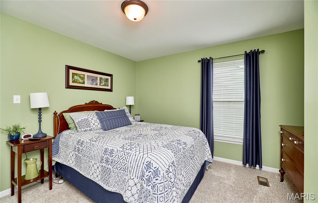 O'Fallon, Missouri 63366, United States, 4 Bedrooms Bedrooms, ,3 BathroomsBathrooms,Residential,Pending,152908