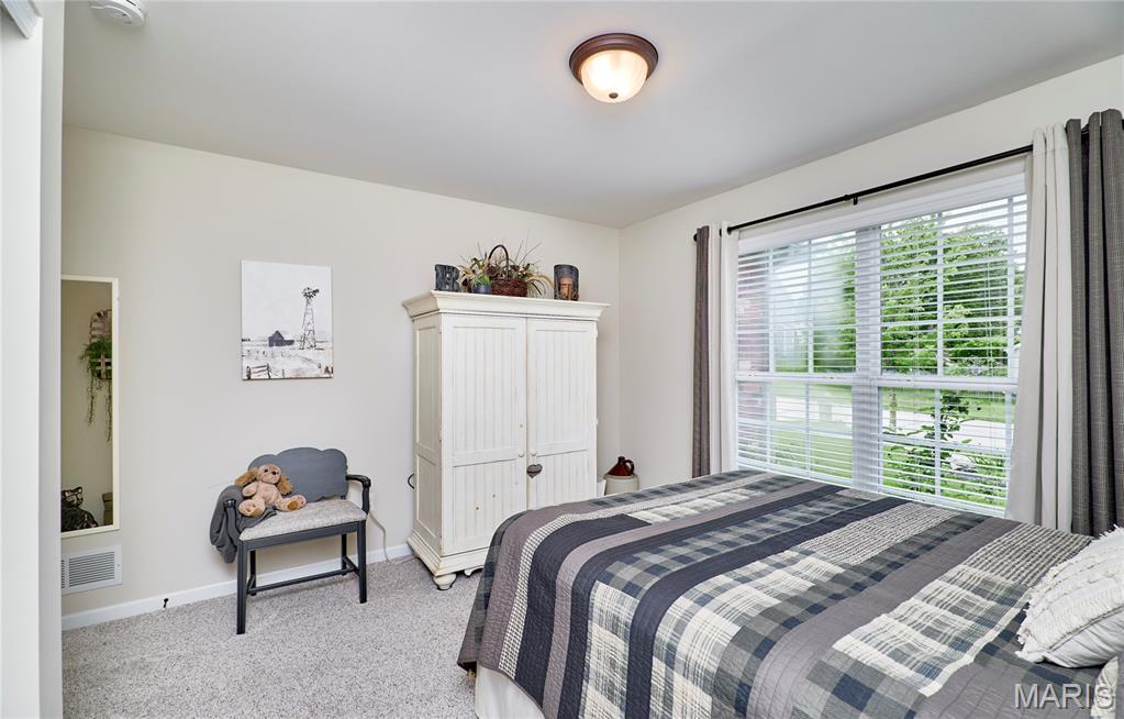 O'Fallon, Missouri 63366, United States, 4 Bedrooms Bedrooms, ,3 BathroomsBathrooms,Residential,Pending,152908