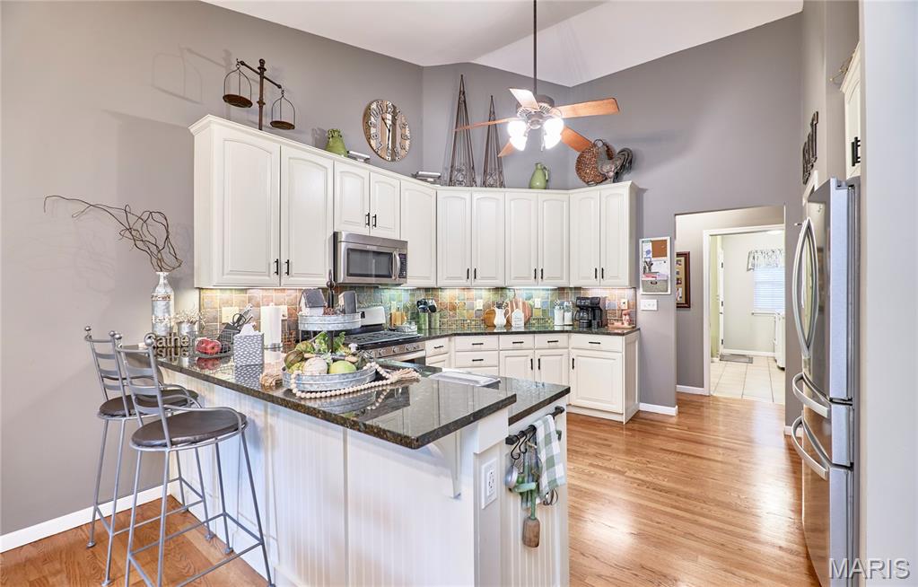 O'Fallon, Missouri 63366, United States, 4 Bedrooms Bedrooms, ,3 BathroomsBathrooms,Residential,Pending,152908