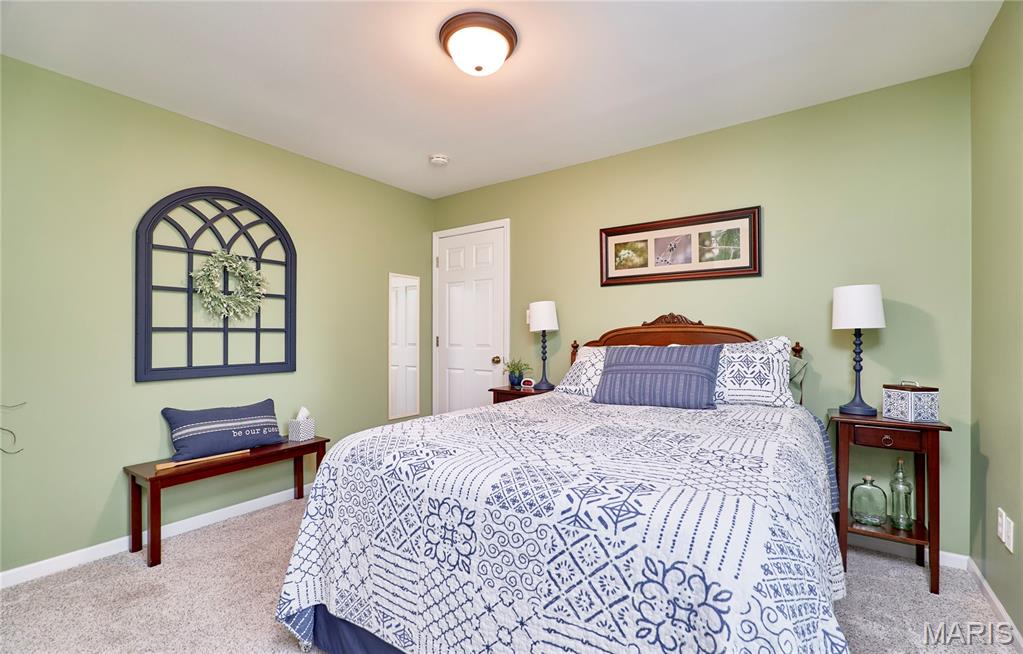 O'Fallon, Missouri 63366, United States, 4 Bedrooms Bedrooms, ,3 BathroomsBathrooms,Residential,Pending,152908