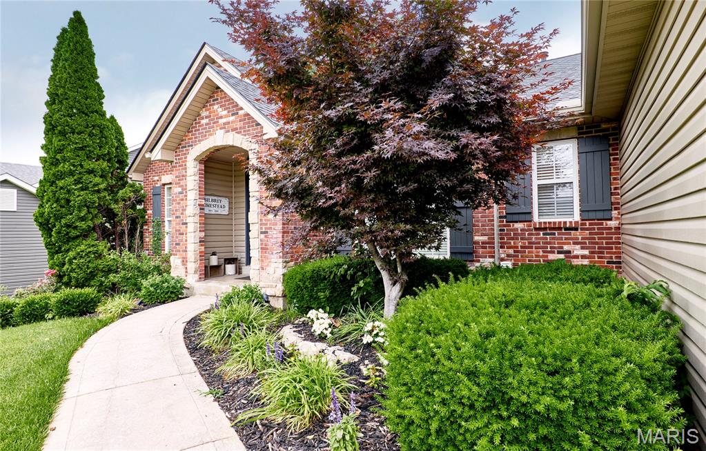 O'Fallon, Missouri 63366, United States, 4 Bedrooms Bedrooms, ,3 BathroomsBathrooms,Residential,Pending,152908