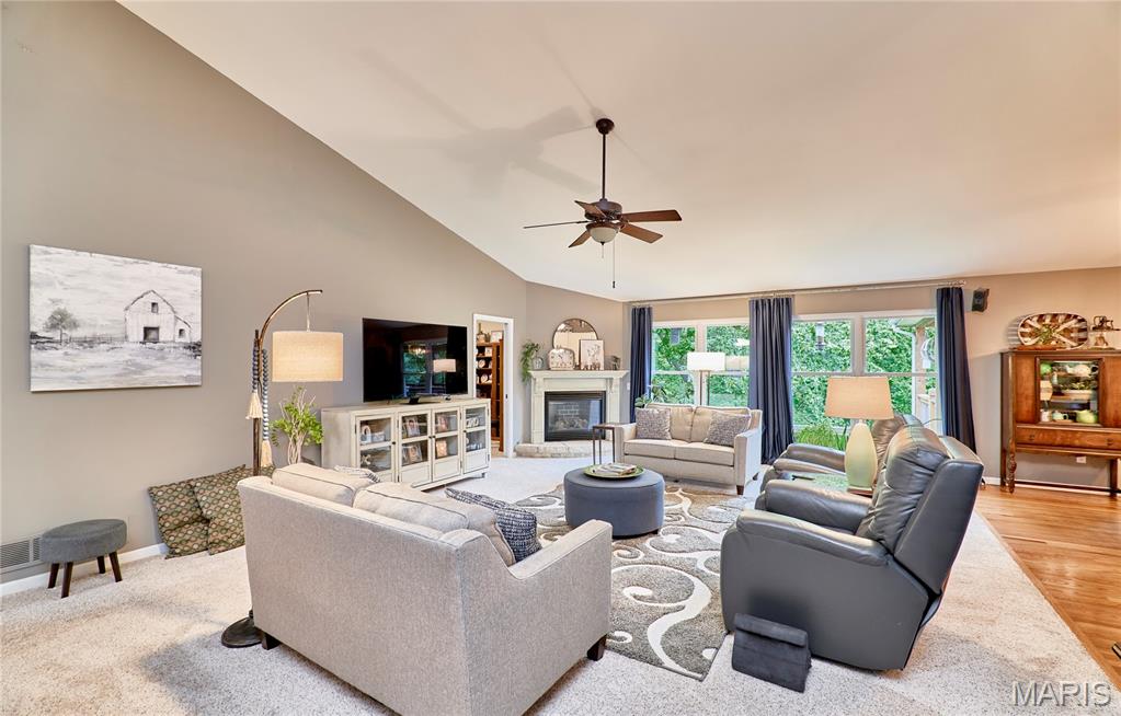 O'Fallon, Missouri 63366, United States, 4 Bedrooms Bedrooms, ,3 BathroomsBathrooms,Residential,Pending,152908