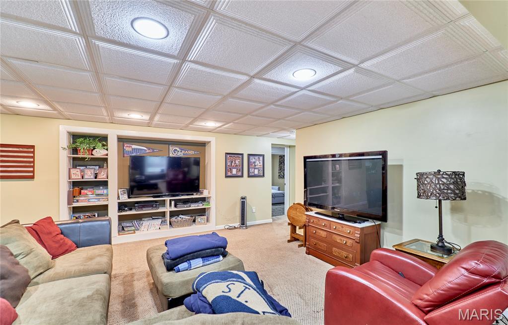 O'Fallon, Missouri 63366, United States, 4 Bedrooms Bedrooms, ,3 BathroomsBathrooms,Residential,Pending,152908