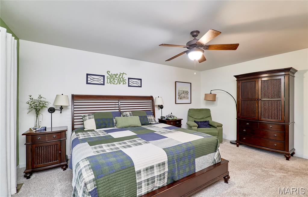 O'Fallon, Missouri 63366, United States, 4 Bedrooms Bedrooms, ,3 BathroomsBathrooms,Residential,Pending,152908