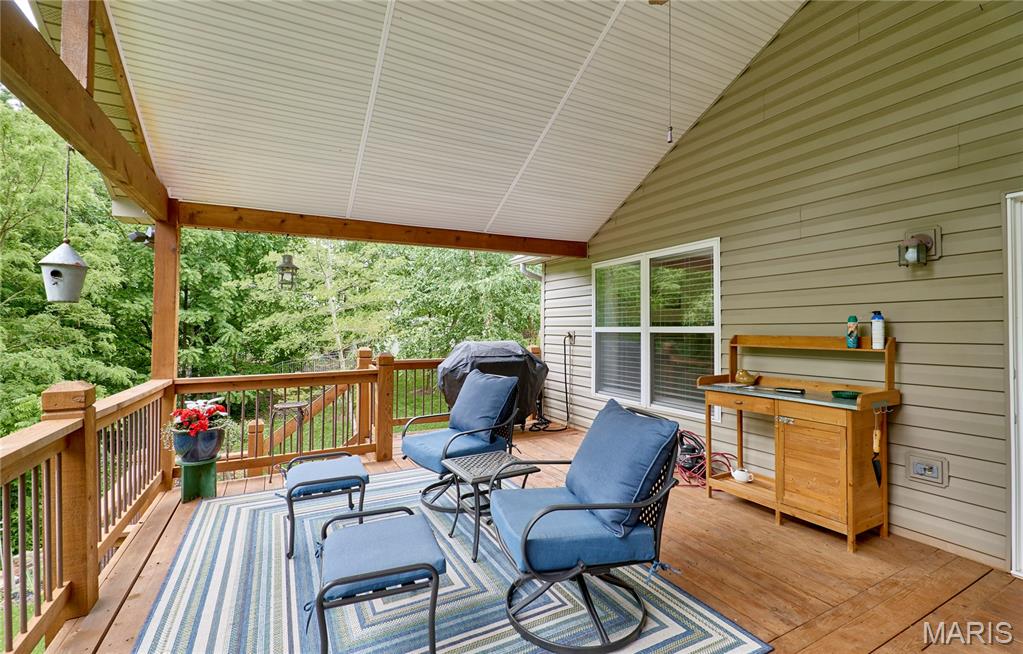 O'Fallon, Missouri 63366, United States, 4 Bedrooms Bedrooms, ,3 BathroomsBathrooms,Residential,Pending,152908