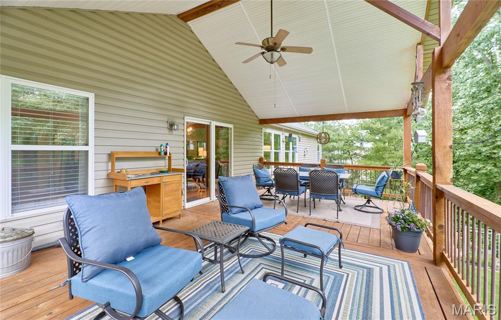 O'Fallon, Missouri 63366, United States, 4 Bedrooms Bedrooms, ,3 BathroomsBathrooms,Residential,Pending,152908