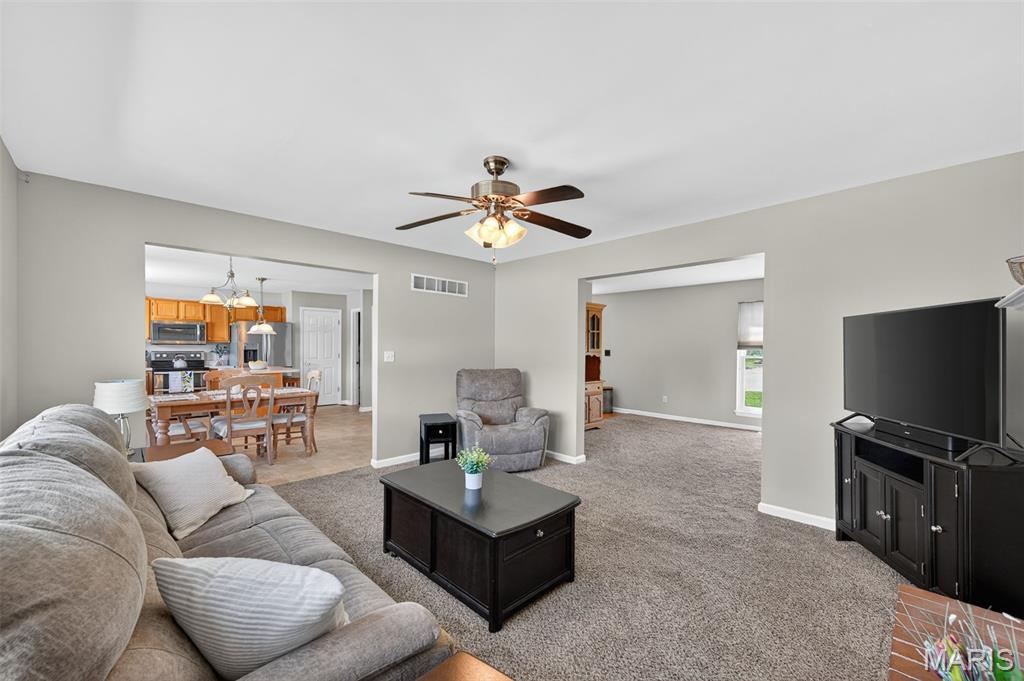 O'Fallon, Missouri 63366, United States, 3 Bedrooms Bedrooms, ,3 BathroomsBathrooms,Residential,Active,178087