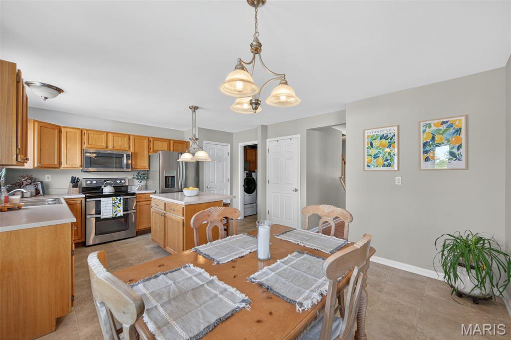 O'Fallon, Missouri 63366, United States, 3 Bedrooms Bedrooms, ,3 BathroomsBathrooms,Residential,Active,178087