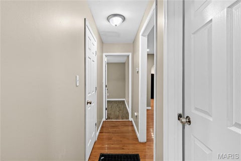 Tiny photo for 6155 Emerald Avenue, Ferguson, MO 63135 (MLS # 26056949)