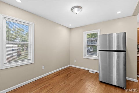 Tiny photo for 6155 Emerald Avenue, Ferguson, MO 63135 (MLS # 26056949)