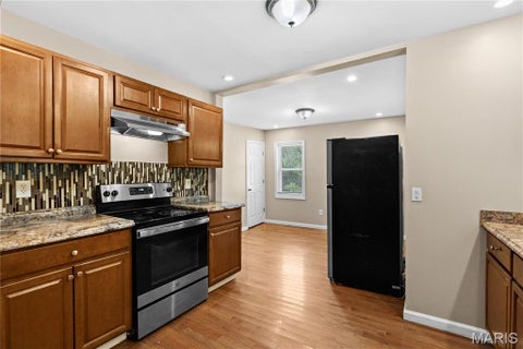 Tiny photo for 6155 Emerald Avenue, Ferguson, MO 63135 (MLS # 26056949)