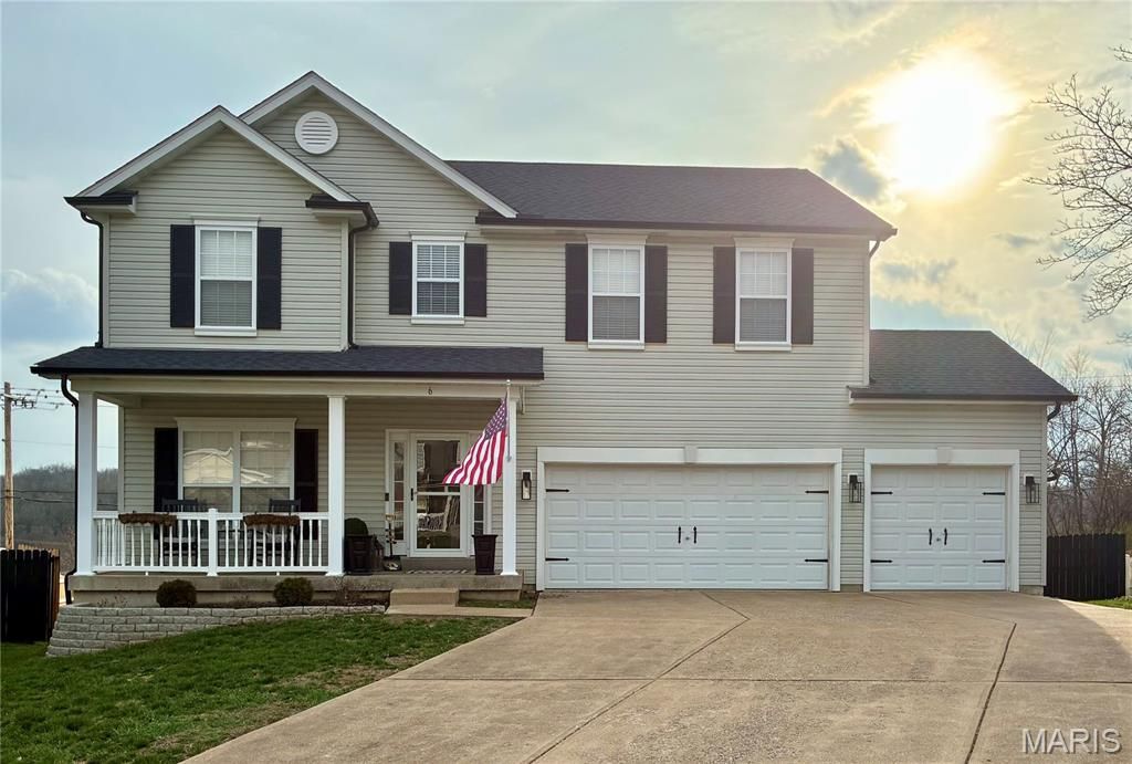 Photo of 6 Hollow Oak Court, Imperial, MO 63052 (MLS # 26013874)