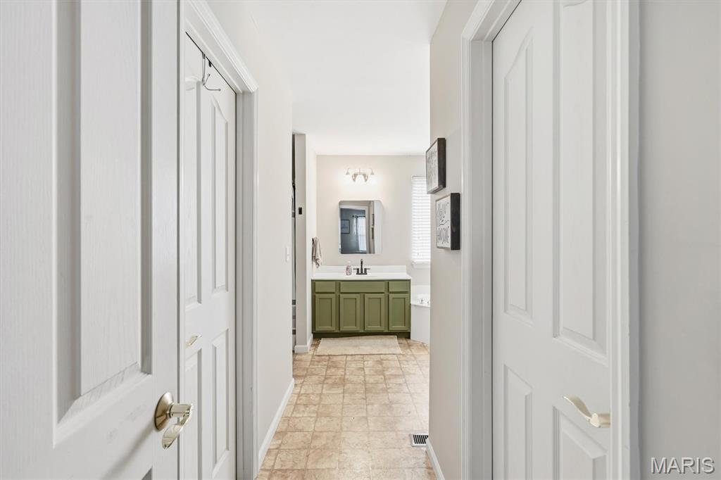 Villages/Arrow Rdg 01 - Residential