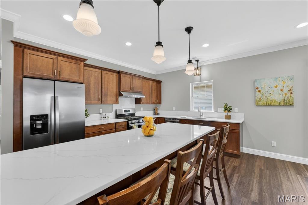 1595 W 5th Street