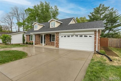 Tiny photo for 716 Reinke Road, Ballwin, MO 63021 (MLS # 26021965)