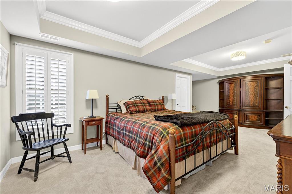 Frontenac, Missouri 63131, United States, 6 Bedrooms Bedrooms, ,6 BathroomsBathrooms,Residential,Pending,200909