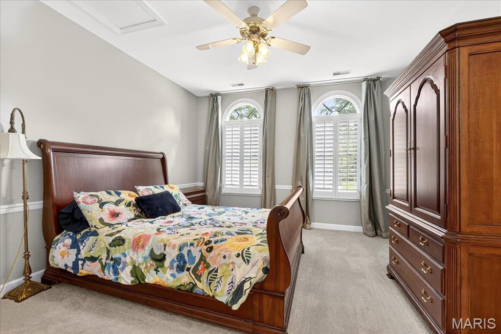 Frontenac, Missouri 63131, United States, 6 Bedrooms Bedrooms, ,6 BathroomsBathrooms,Residential,Pending,200909