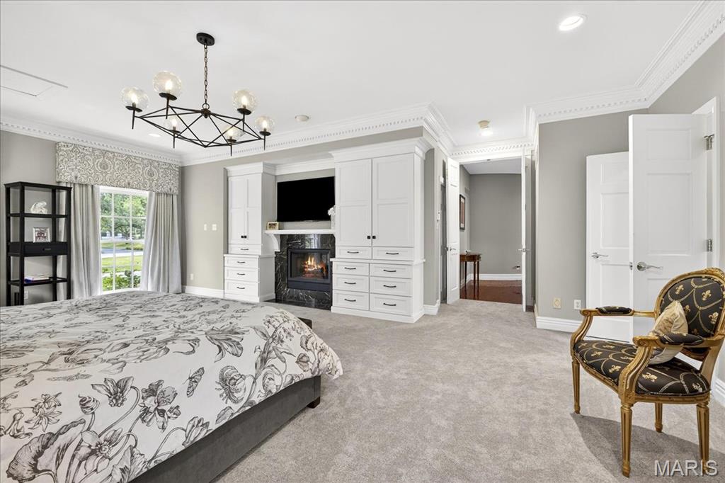 Frontenac, Missouri 63131, United States, 6 Bedrooms Bedrooms, ,6 BathroomsBathrooms,Residential,Pending,200909