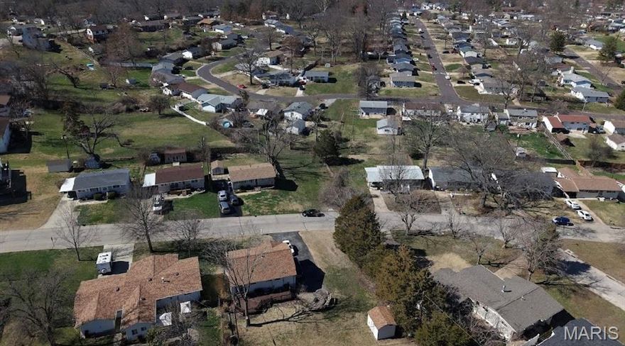 Unincorporated lot! Don't miss this opportunity to own prime land on Snelson Drive! This parcel is waiting for your vision and creativity to bring it to life. Conveniently located right down the road from Telegraph, 255, Mississippi River, Jefferson Barracks, VA Medical Center, Hospital, Nature Reserve and so much more!