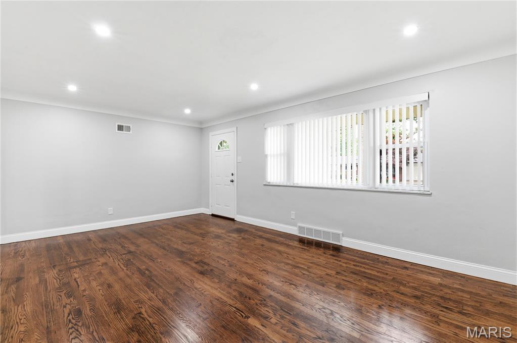 St. Denis Court - Residential