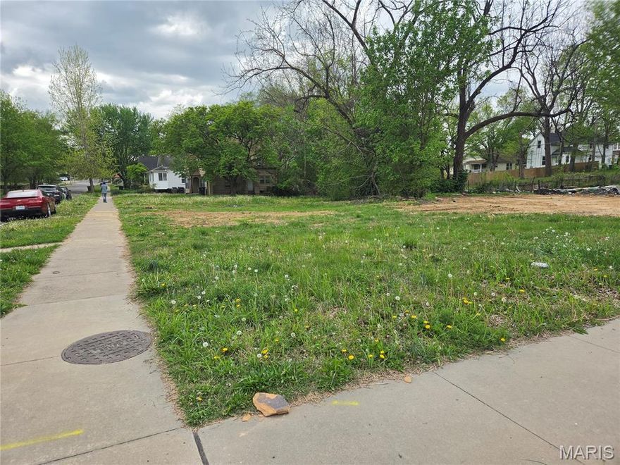 Vacant Lot. Excellent opportunity for builders and investors. Don't miss out!!