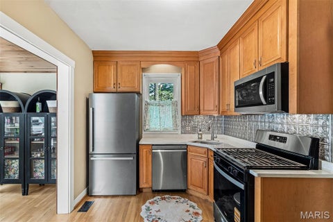 Tiny photo for 329 Stark Court, Webster Groves, MO 63119 (MLS # 26066249)