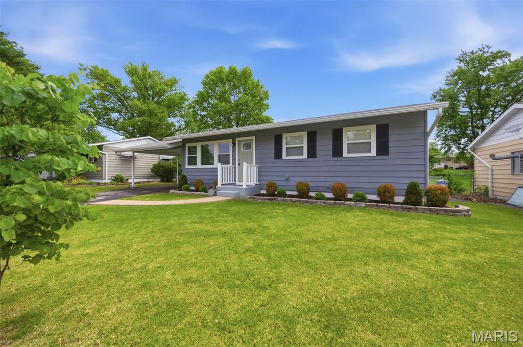 Photo of 11366 Ranger Drive, St Louis, MO 63128 (MLS # 26025592)