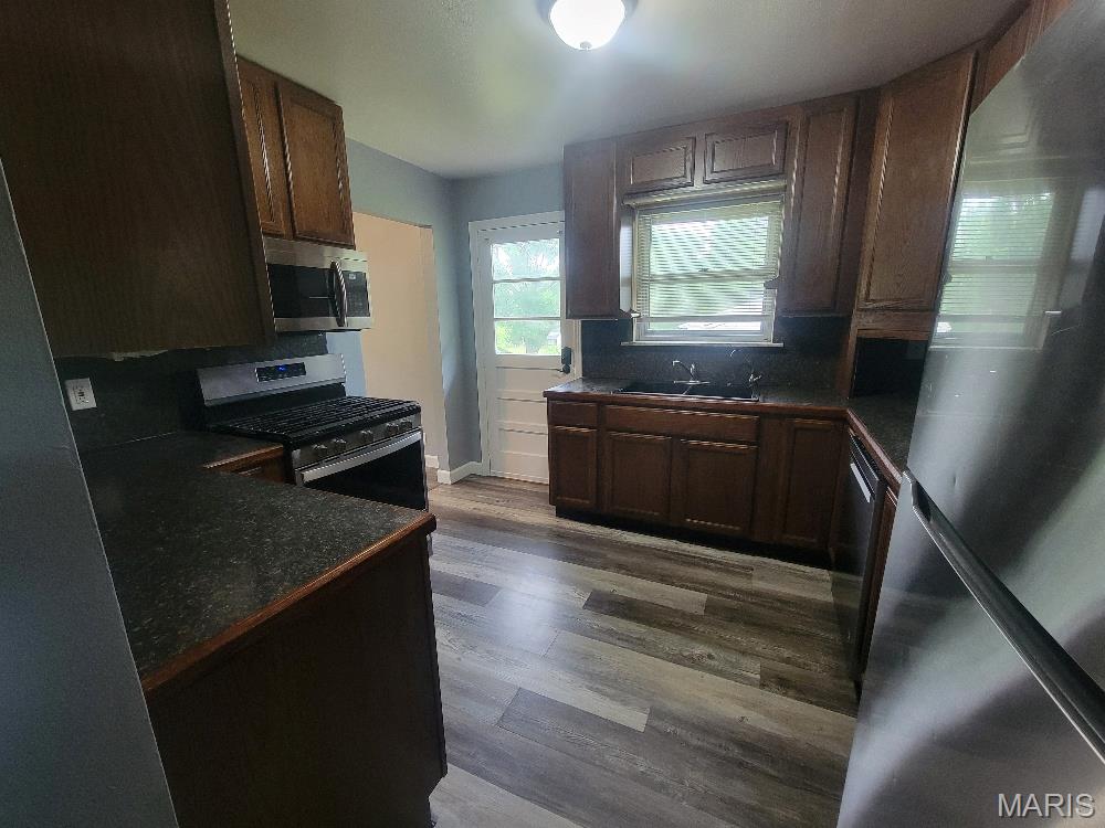 6128 Fee Fee Road