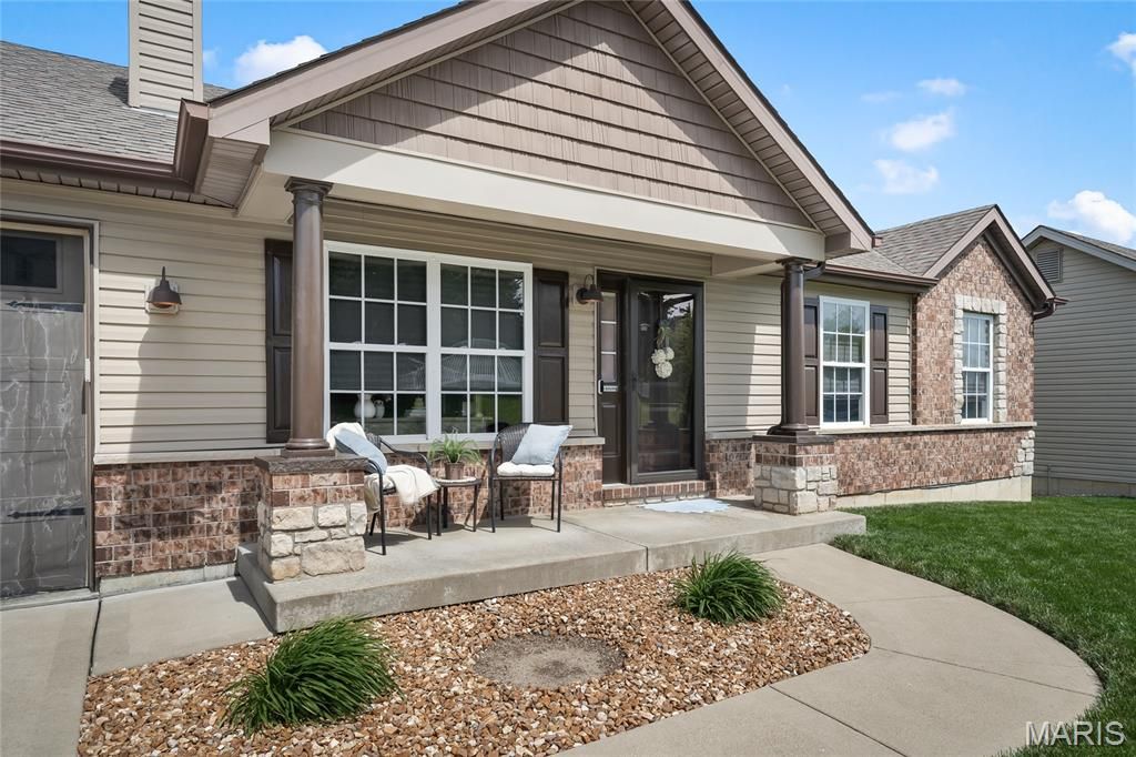 Photo of 1618 Spring Mill Drive, Wentzville, MO 63385 (MLS # 26023522)