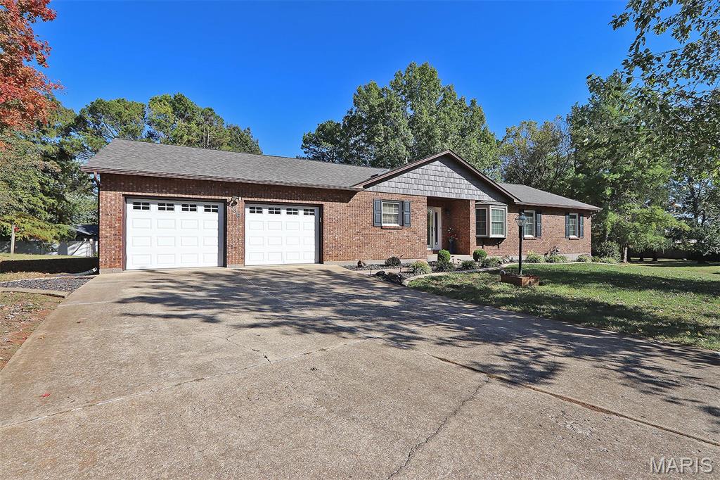 Photo of 436 Squaw Valley Drive, Farmington, MO 63640 (MLS # 26054411)