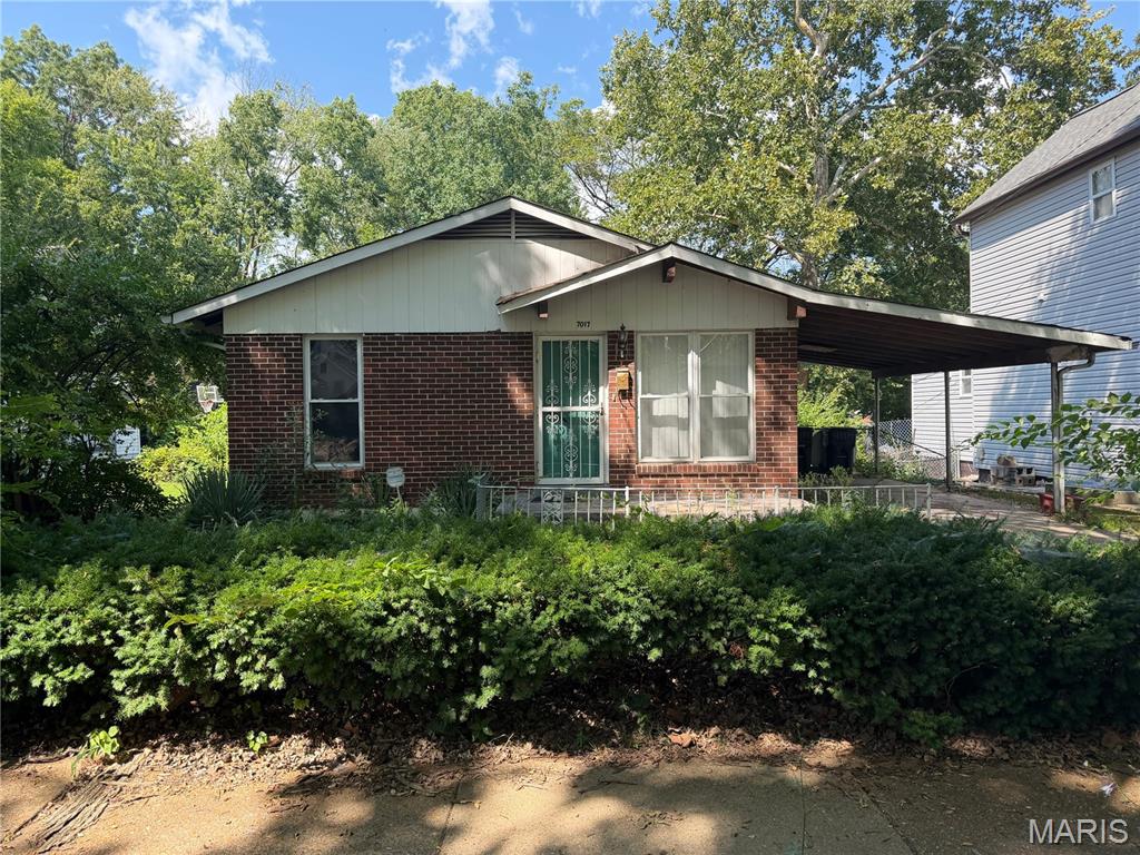 Photo of 7017 Melrose Avenue, University City, MO 63130 (MLS # 26055315)
