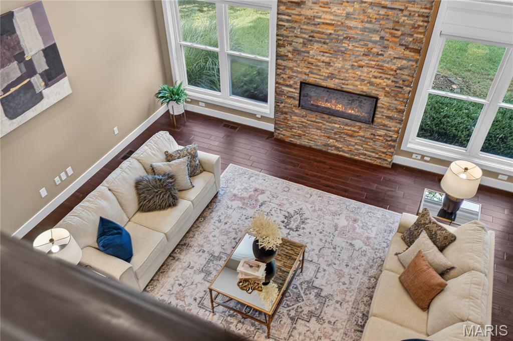 511 Westonridge Court