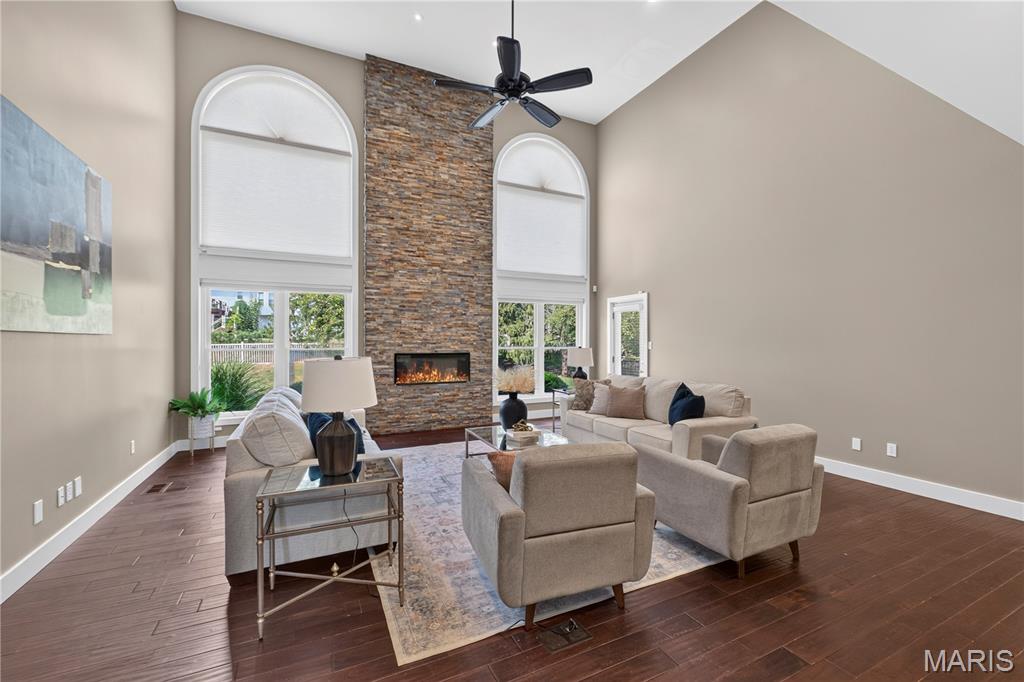 511 Westonridge Court